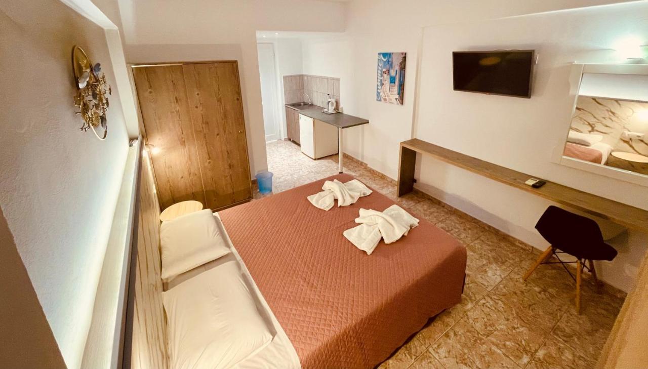 Peter'S Place Фалираки Екстериор снимка